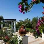 Al Mulino - Mediterranean Garden Retreat In