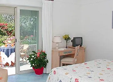 Al Mulino - Mediterranean Garden Retreat In 酒店 3*