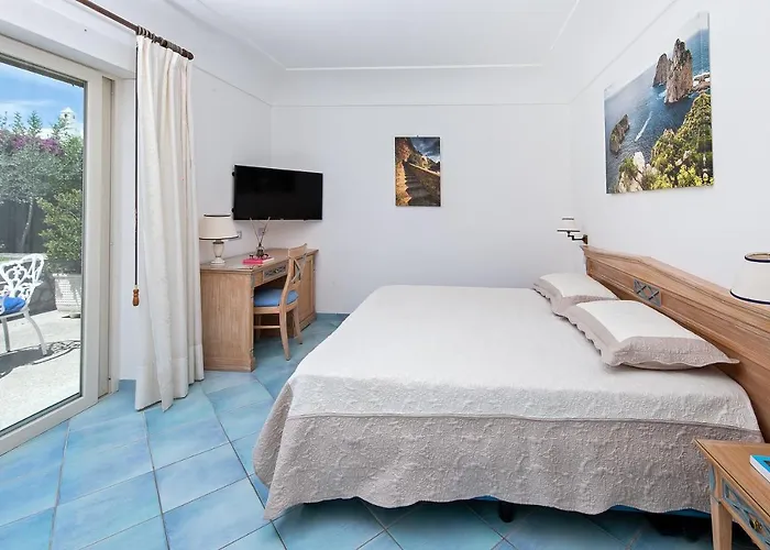 Al Mulino - Mediterranean Garden Retreat In