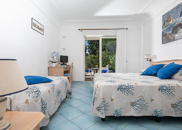 Hotel Al Mulino - Mediterranean Garden Retreat in AnaCapri Hotel 3*