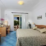Al Mulino - Mediterranean Garden Retreat In 3*